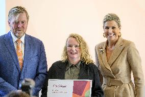 Royals Present Growth Certificates - Utrecht