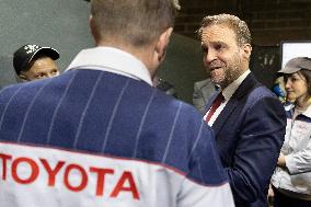 Marc Ferracci Visits Toyota Production Site - Valenciennes