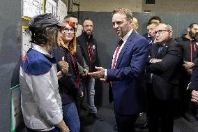 Marc Ferracci Visits Toyota Production Site - Valenciennes