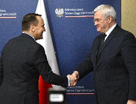 Ukrainian FM Meets Polish FM Sikorski On N Warsaw