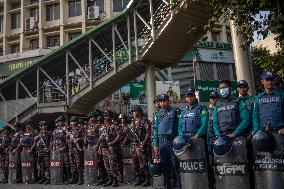 Security Forces Deployed In Dhaka