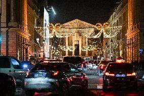 Place de la Madeleine Christmas Lights Unveiled in Paris FA