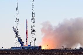 China Launches Two Test Satellites