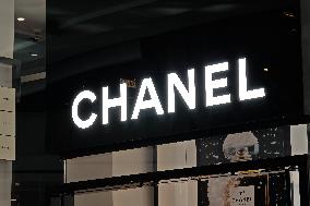 CHANEL Store