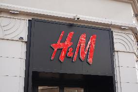 H&M Store