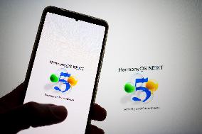 Huawei HarmonyOS NEXT Operating System