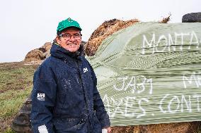 Angry Farmers Built A Mountain Of Wrath - France