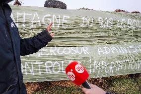 Angry Farmers Built A Mountain Of Wrath - France