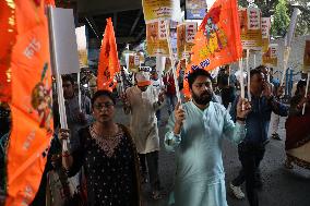 Bangladesh-Hindu Minorities Leader Arrest Protest, Kolkata, British Indian Ocean Territory - 27 Nov 2024