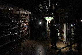 Kyiv supermarket during power outage