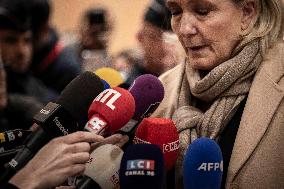 Marine Le Pen - Press Conference - Paris