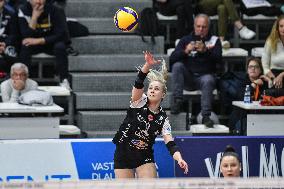 CEV Volleyball Challenge Cup Women: Reale Mutua Fenera Chieri '76 Vs LP Kangasala