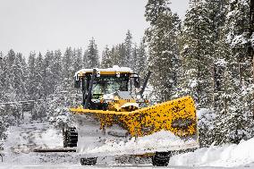 A Winter Storm Brings Chain Control And Delays On Interstate 80 East Near Cisco Grove, Calif., On Tuesday, November 27, 2024.