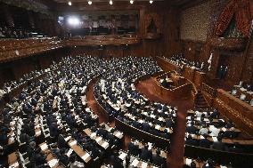 Extraordinary Diet session opens in Japan