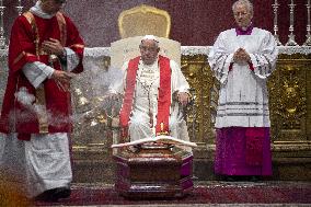 Pope Francis At Late Cardinal Miguel Angel Ayuso Guixot Funeral - Vatican