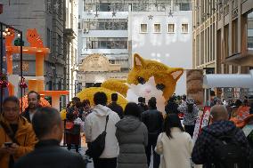 Giant Orange Cat Statue