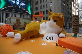 Giant Orange Cat Statue