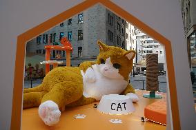 Giant Orange Cat Statue