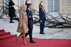 French President Emmanuel Macron and Nigerian counterpart Bola Tinubu - Paris