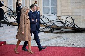 French President Emmanuel Macron and Nigerian counterpart Bola Tinubu - Paris