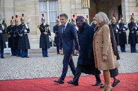 French President Emmanuel Macron and Nigerian counterpart Bola Tinubu - Paris