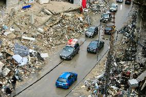 Civilians Return To Destroyed Homes - Beirut