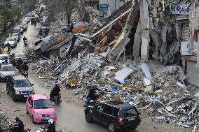 Civilians Return To Destroyed Homes - Beirut