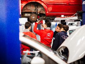 French Education Ministers Visit Alfred Mongy High School to Promote Automotive Careers - Marcq-en-Barœul