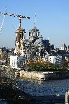 Notre-Dame De Paris Cathedral - Paris