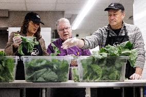 DC: Vice President Harris Volunteers at DC Central Kitchen on Thanksgiving