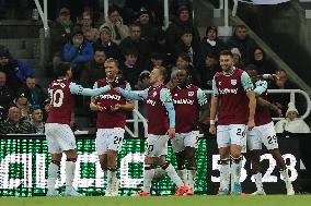 Newcastle United FC v West Ham United FC - Premier League