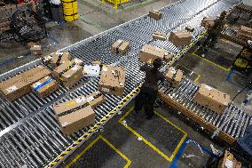 Amazon Delivery Station - Alaska