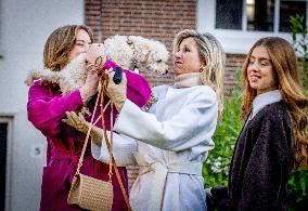 Royal Family Traditional Photo Session - Amsterdam