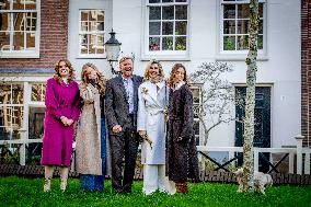 Royal Family Traditional Photo Session - Amsterdam