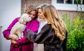 Royal Family Traditional Photo Session - Amsterdam