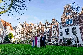 Royal Family Traditional Photo Session - Amsterdam