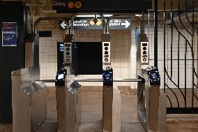 55-year-old Man Robbed At MTA Grand Avenue-Newton Subway Station On Thanksgiving In Maspeth Section Of Queens New York