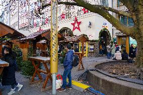 Christmas Gifts Shopping In Munich