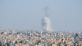 Intense Airstrikes Target The Syrian City Of Aleppo