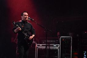 UB40 Live At L'Olympia - Paris