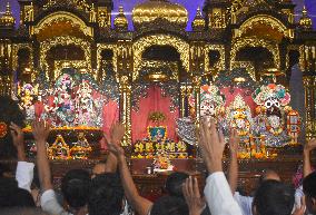 ISKCON Holds Mass Prayers Across World In Protest Against Atrocity On Hindus In Bangladesh