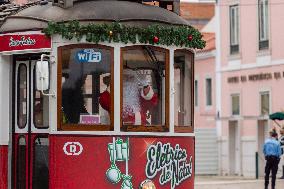 The Christmas Tram Will Be Touring The Streets Of Lisbon