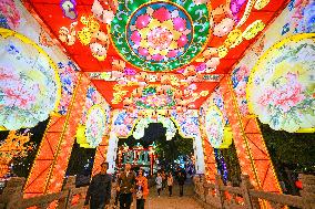 Tourists Visit Lantern in Nanjing