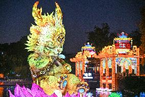 Tourists Visit Lantern in Nanjing