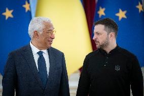 New EU Chiefs Visit Kyiv