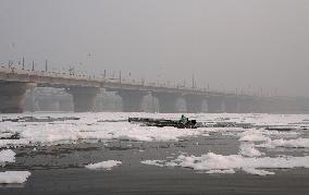 Toxic Foam Covers India's Yamuna River