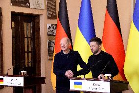 Joint briefing of Volodymyr Zelenskyy and Olaf Scholz in Kyiv