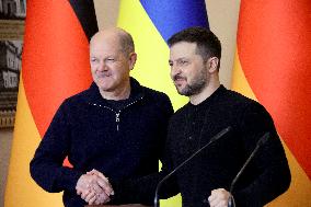 Joint briefing of Volodymyr Zelenskyy and Olaf Scholz in Kyiv