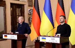 Joint briefing of Volodymyr Zelenskyy and Olaf Scholz in Kyiv