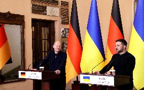 Joint briefing of Volodymyr Zelenskyy and Olaf Scholz in Kyiv